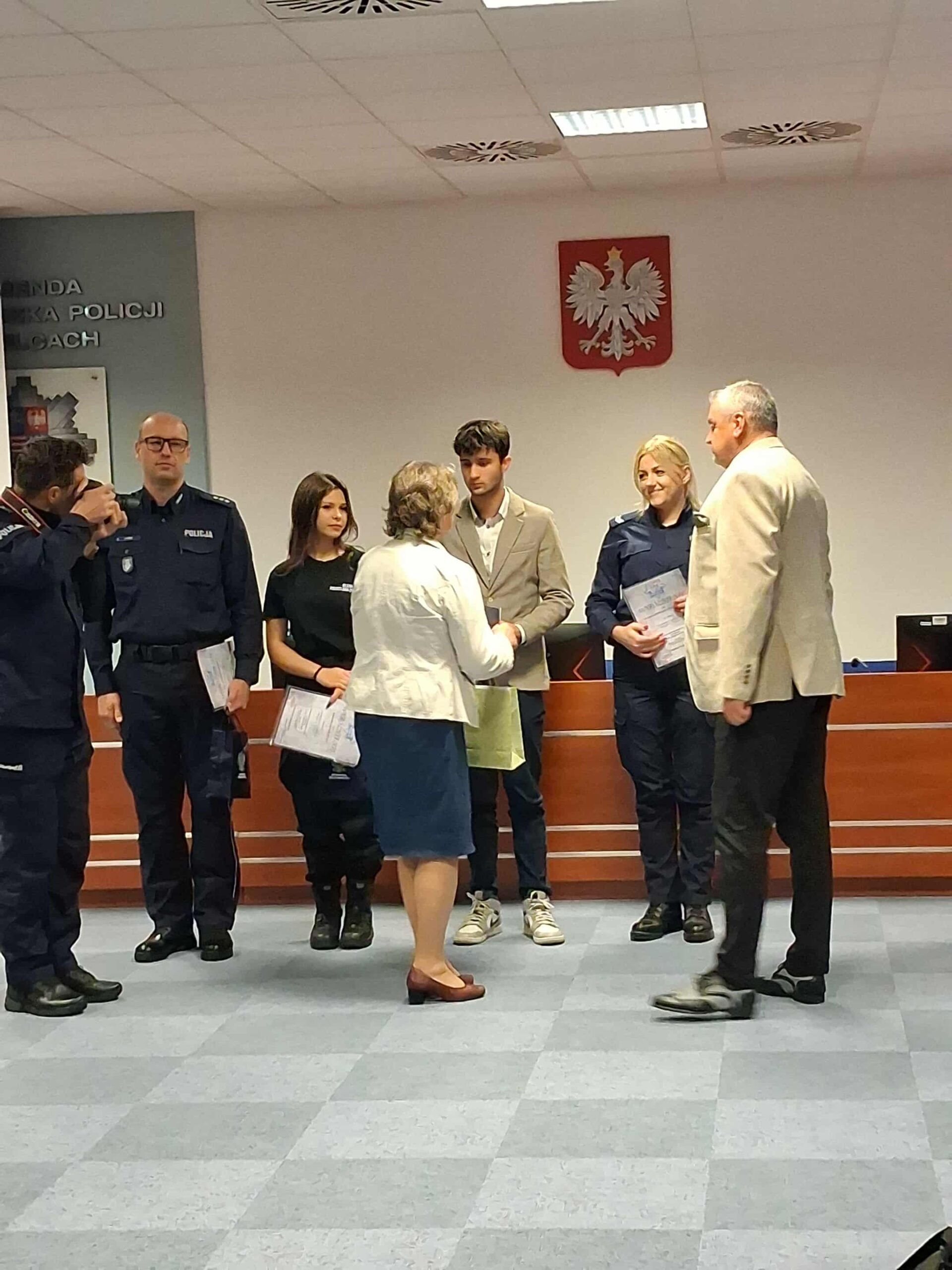 wyróżnienie dla Norberta Niziałka za Konkurs Historyczny Wiedzy o Policji w Kielcach