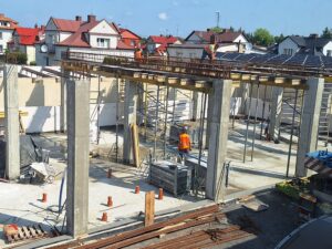 Plac budowy BCU. Widać budowę ścian budynku