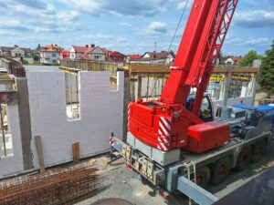 Plac budowy BCU. Widać budowę ścian budynku