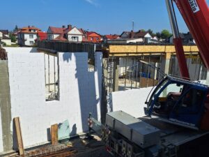 Plac budowy BCU. Widać budowę ścian budynku