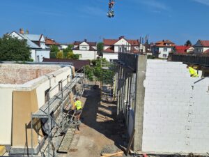 Plac budowy BCU. Widać budowę ścian budynku